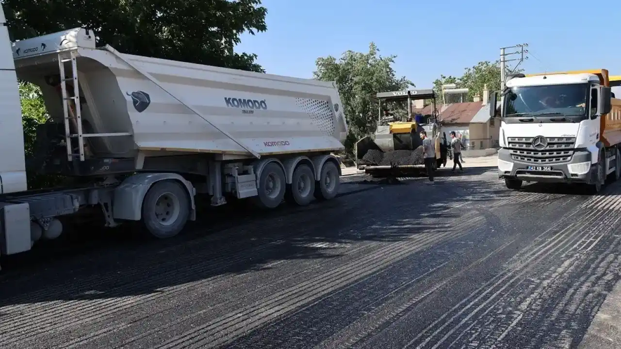 Karatay’da asfalt seferberliği