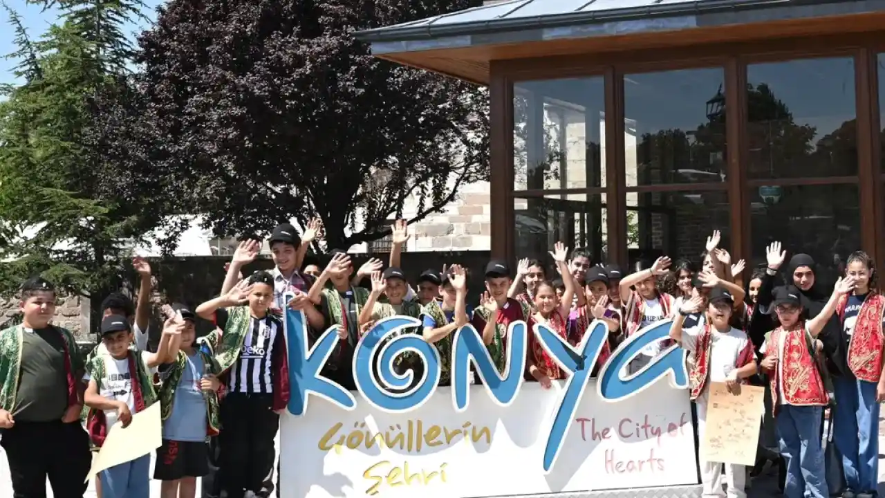 Konya’da gençler yaz okulunda şehri keşfetti