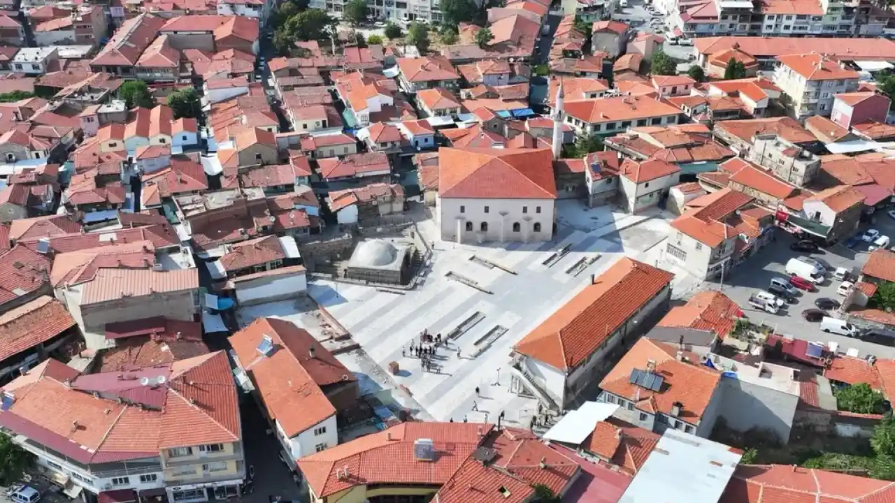 Manisa Kula’nın tarihi merkezine yeni meydan