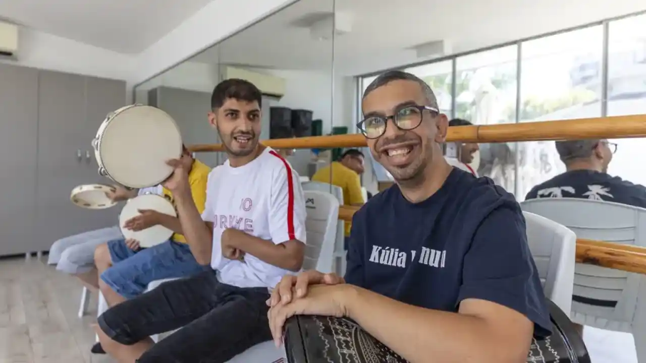Mersin’de Engelsiz Yaşam Parkı yaz boyunca renkleniyor
