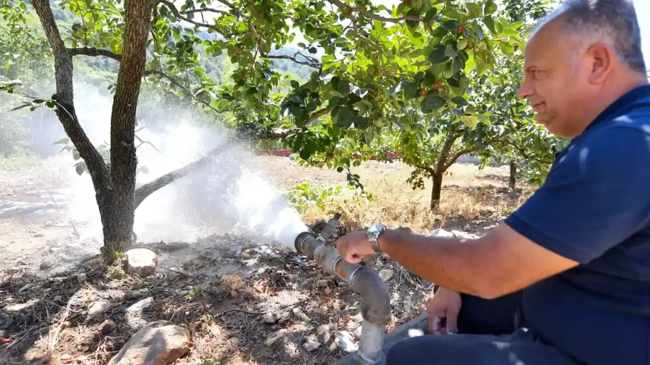 Mersin’de Takanlı’ya sulama borusu desteği