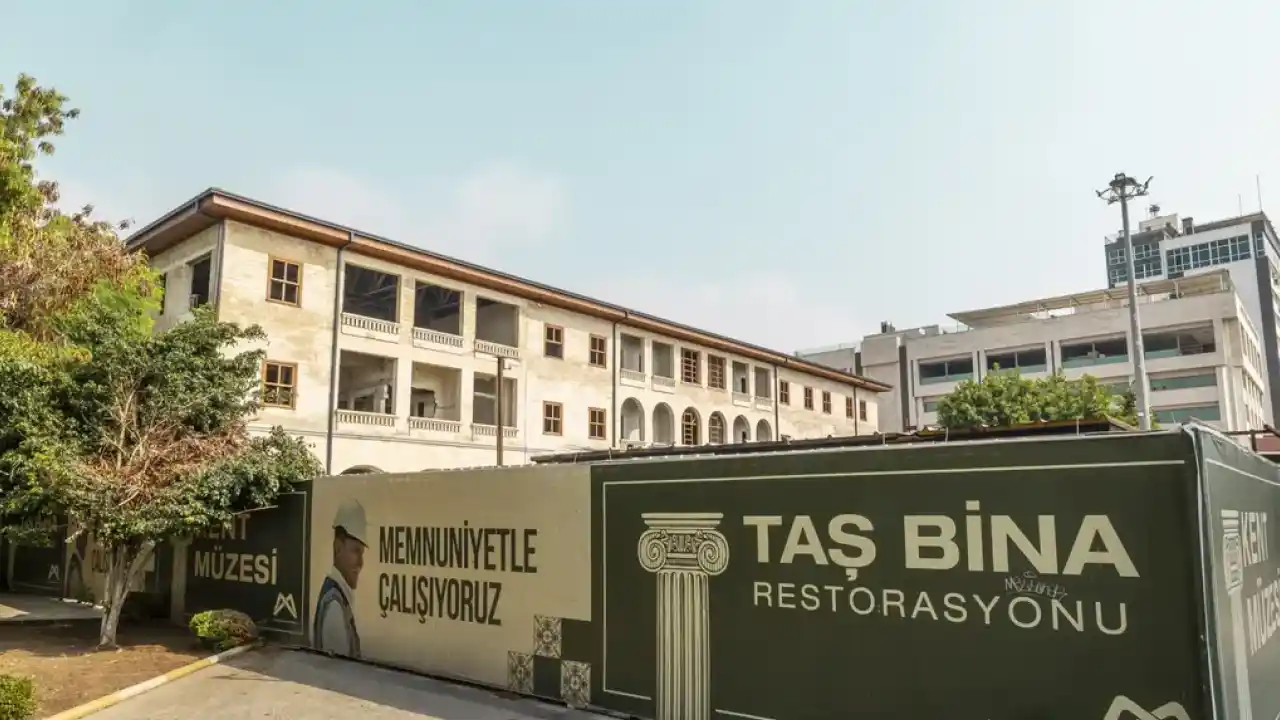 Mersin’in hafızası Taş Bina’da Kent Müzesiyle yaşatılacak