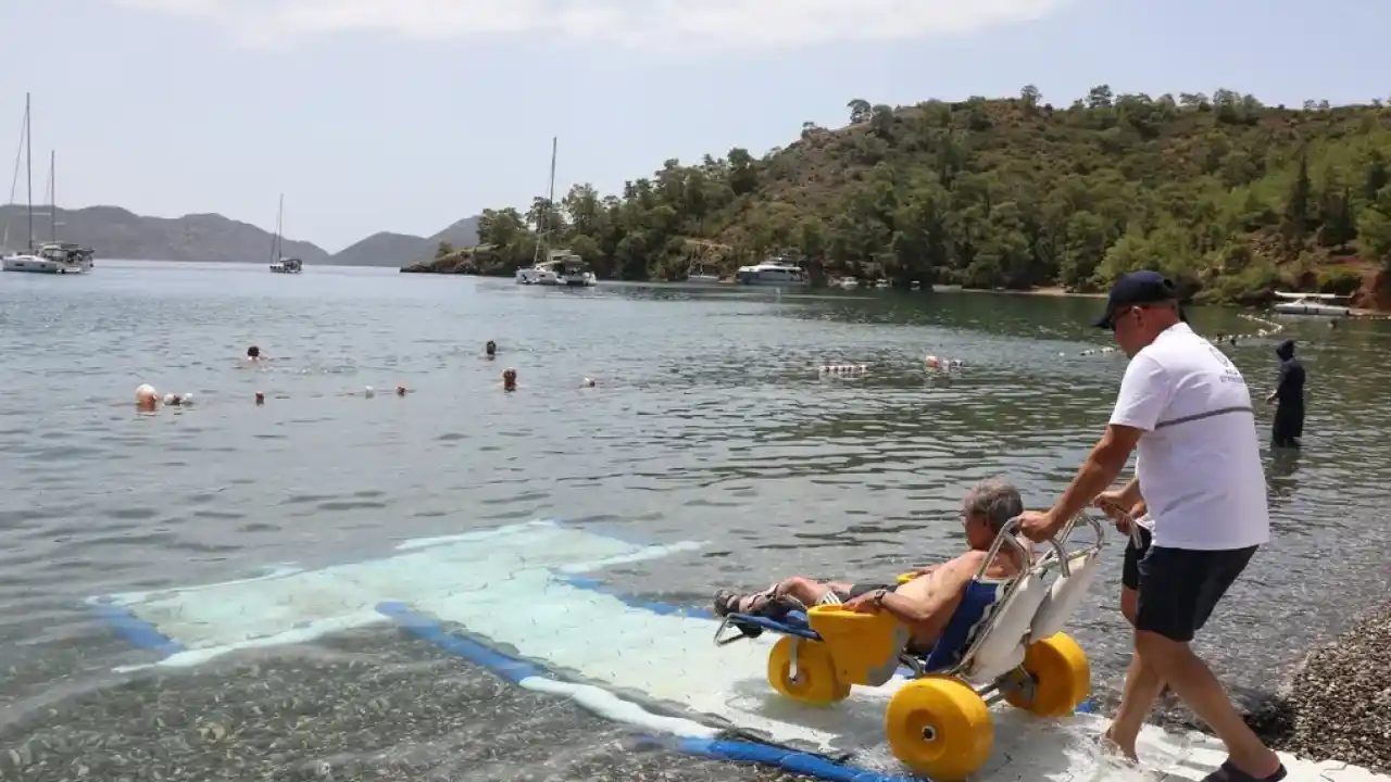 Muğla’da engelsiz deniz keyfi