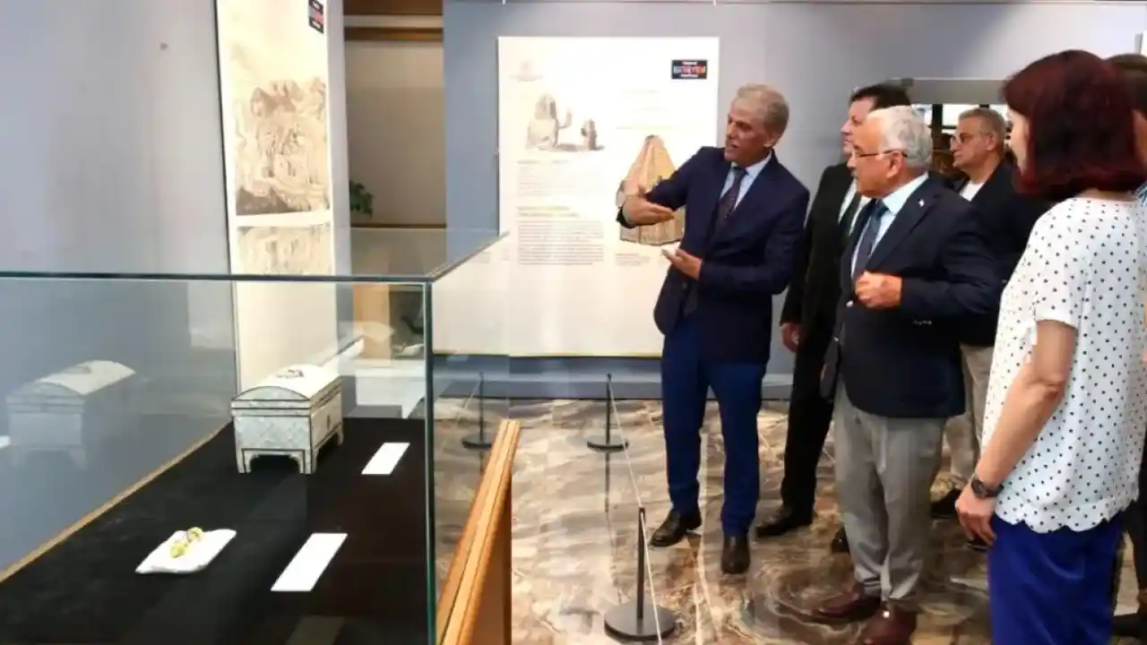 Osmanlı’nın Mukaddes Emanetleri Ordu’da sergileniyor