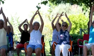 Antalya Muratpaşa’da yoga ile aktif yaş alıyorlar