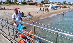 Antalya’da engelsiz plajlara yoğun ilgi