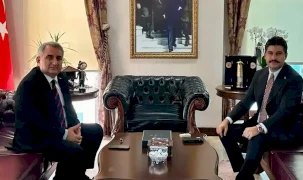 Artvin'de Rektör Aydın’dan Hopa Kaymakamı Karakaya’ya nezaket