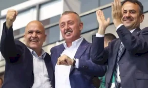 Başkan Büyükakın’ın Kocaelispor'a güveni tam