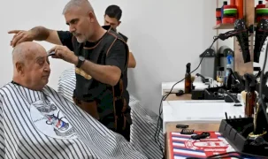 Emekli Kafe’de kuaför ve berber hizmeti başladı