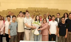 Gaziantep’te YKS ve LGS dereceli öğrenciler Başkan Şahin ile buluştu