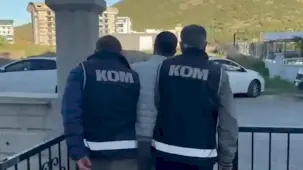 İzmir merkezli organize suç örgütüne operasyon! 36 şüpheliye eş zamanlı baskın