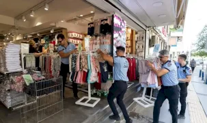 İzmir'de ana arterlerde kaldırım işgaline geçit yok