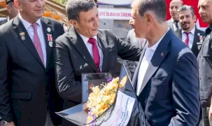 İzmir'de Başkan Tugay, şehit aileleri ve gazilerle buluştu