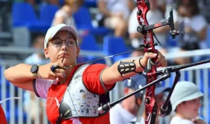 İzmirli milli okçu Akdeniz Oyunları’ndan iki madalyayla döndü