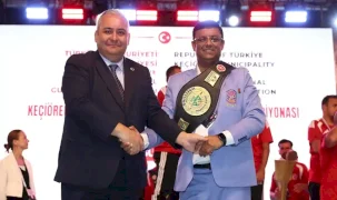 Karakucak güreşlerinde Türkiye Dünya şampiyonu oldu