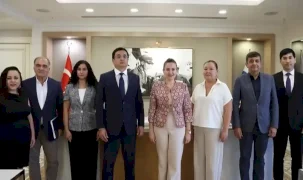 Kırgız Cumhuriyeti Antalya Başkonsolosu Başkan Vekili Özdemir’i ziyaret etti