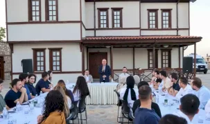 Konya Meram'da AK Parti Gençliği ile buluşuldu