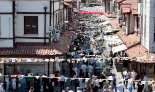 Konya’da 'Tarihi Çarşılar Alışveriş Günleri' başladı