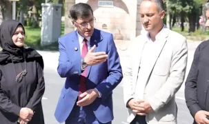 Kütahya Belediyesi sahada vatandaşlarla buluştu
