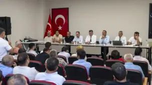 Mersin Silifke’de muhtarlar yerel yöneticilerle buluştu