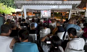 Mersin’de Engelsiz Yaşam Parkı’nda açık hava sinema keyfi