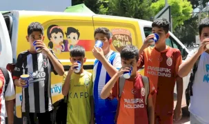 Mersin’de yaz sıcaklarına limonlu serinlik
