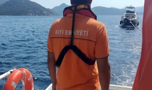 Tersane Adası açıklarında tekne arızası