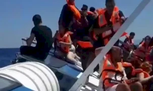Türkiye'den Yavru Vatan'a arama kurtarma desteği... 5 yüzer unsur ile 2 helikopter bölgede