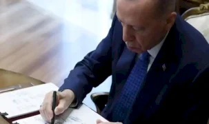 Üç büyük şehirde komuta değişti