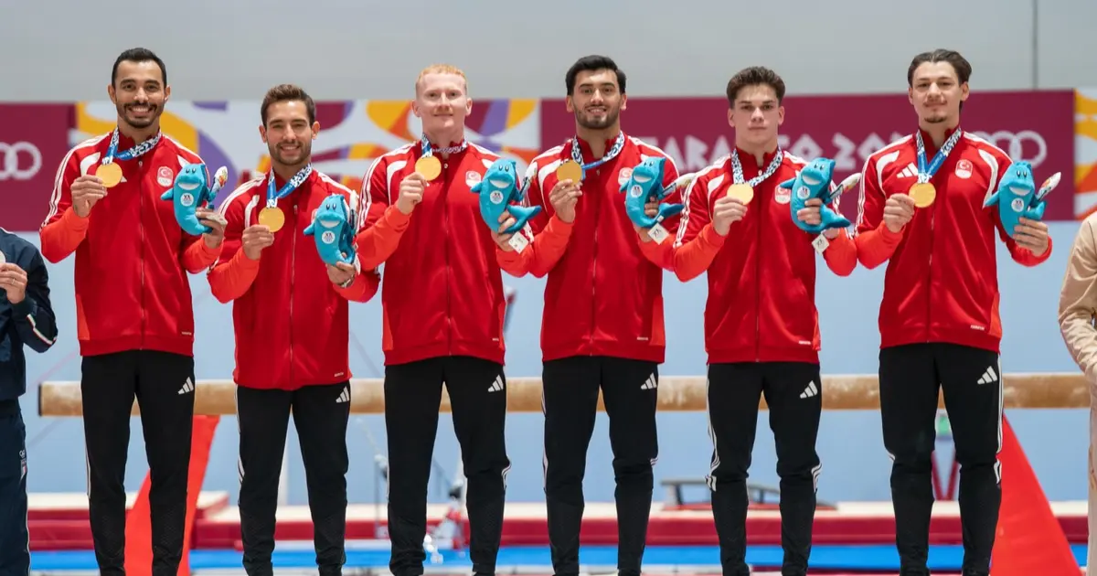 Altın madalyalı sporcudan Başkan Tugay'a ziyaret