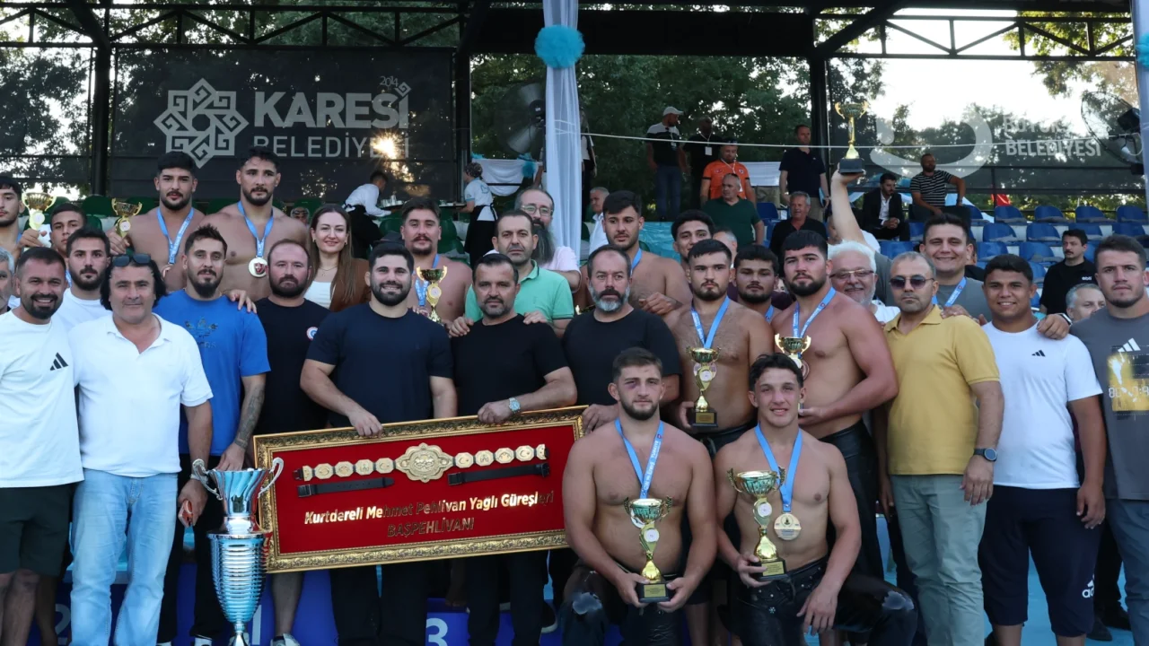 Antalya'nın 21 pehlivanı Cumhurbaşkanlığı Kupası için Er Meydanı’nda