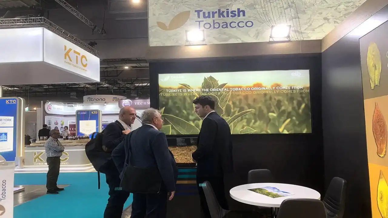 Ege Tütün İhracatçıları Birliği Almanya fuarında ürünlerini sergiledi