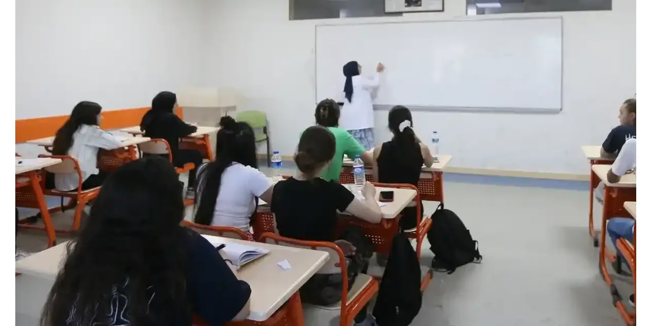 Gaziantep’te Öğrenciler İçin Ulaşım ve Yemek Desteği Şok Etki