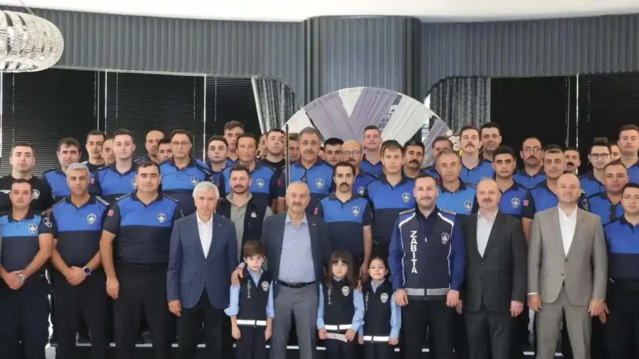 Gebze'de Başkan Büyükgöz Zabıta personeliyle buluştu