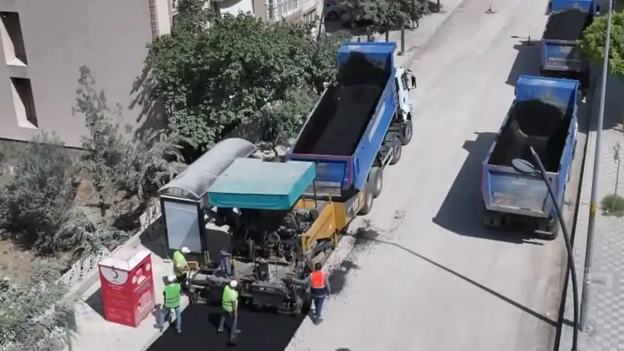 Manisa Dutlulu ilçelerdeki yatırımları yerinde inceledi