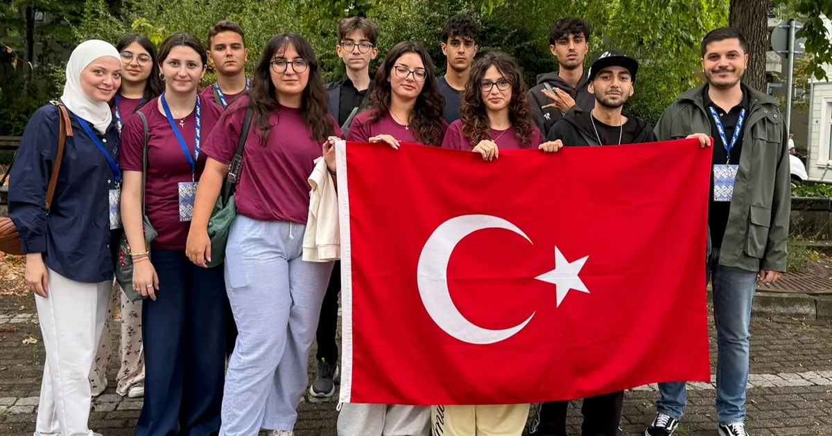 Mersinli gençler Almanya’da kültürel deneyim kazandı