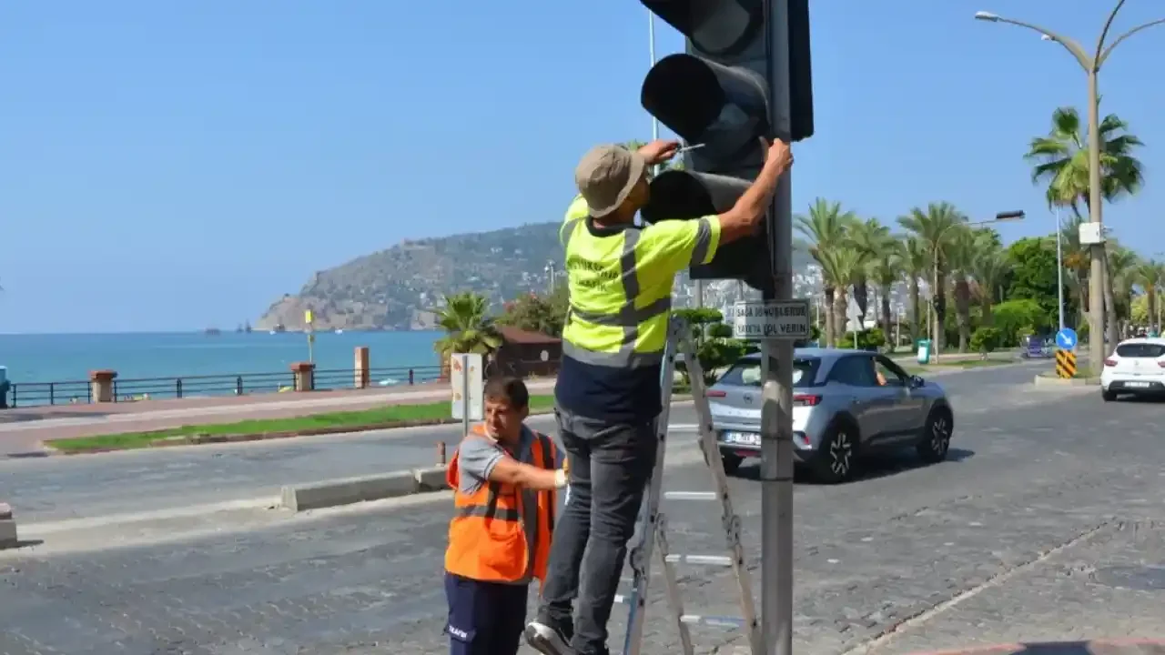 Okul Çevresi Işıkları Yeniden Parlıyor, Güven Artıyor