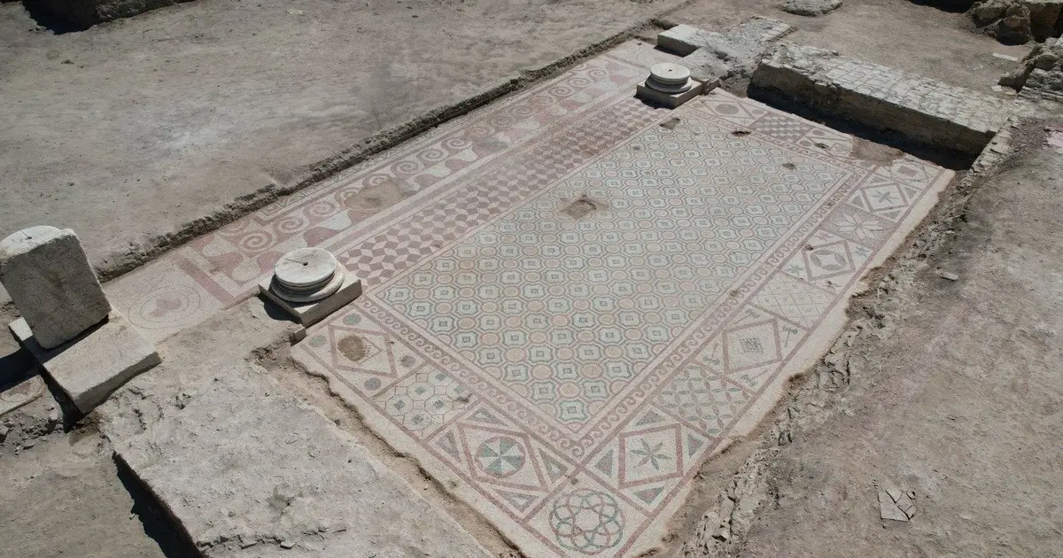 Pompeiopolis’te 105 metrekarelik mozaik bulundu