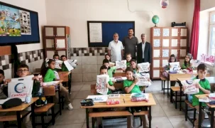 Cansuyu Derneği’nden Konya’da 2 bin 100 öğrenciye kırtasiye desteği