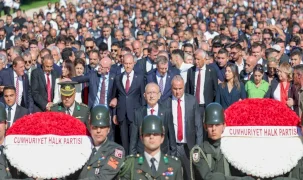 CHP’nin 103. kuruluş yıl dönümünde Anıtkabir’de anlamlı tören