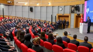Cumhurbaşkanı yardımcısı Cevdet Yılmaz kaymakam adaylarıyla bir araya geldi
