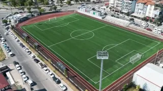 Denizli’de Kınıklı ve İlbade’ye FIFA standartlı spor tesisleri açıldı