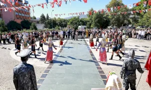 Efes Selçuk’un kurtuluşunun 104’üncü yılı törenle kutlandı
