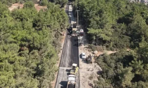 İzmir'de Aliağa ve Seferihisar’da yollar yenileniyor