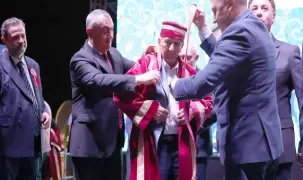 KAYSO’nun Yılın Ahisi Mustafa Suat Köylüoğlu kaftan giydi