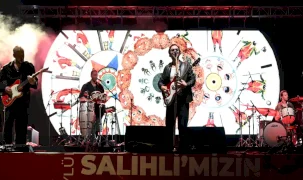Manisa Salihli’de Adamlar’dan unutulmaz gece
