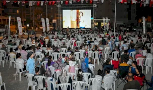 Mersin Tarsus’ta açık hava sinema keyfi