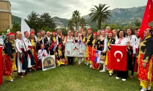 Uluslararası Adriyatik Folklor Festivali'nde AdaDans rüzgârı