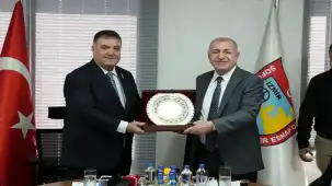 Ümit Özdağ İzmir esnafının sorunlarını açıkladı