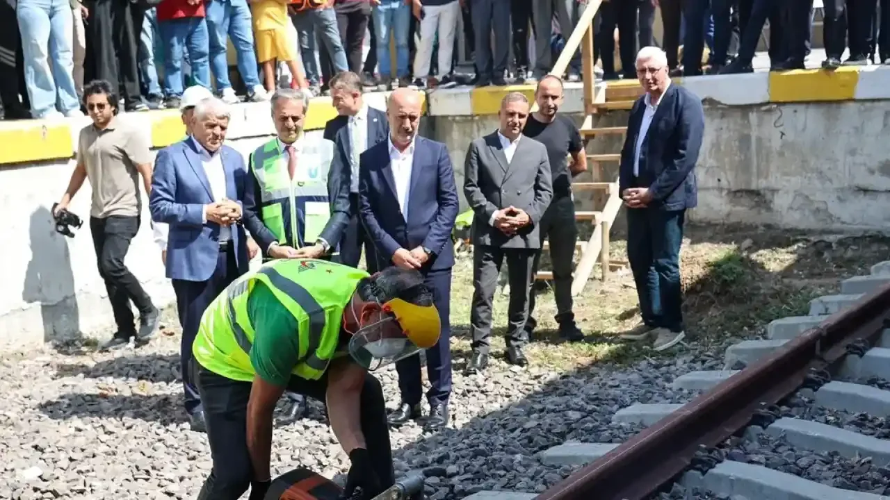 Yer Altı Rayları Şehrin Nabzını Yeniden Çalıyor